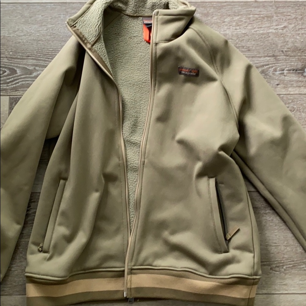 Pantagonia women’s jacket